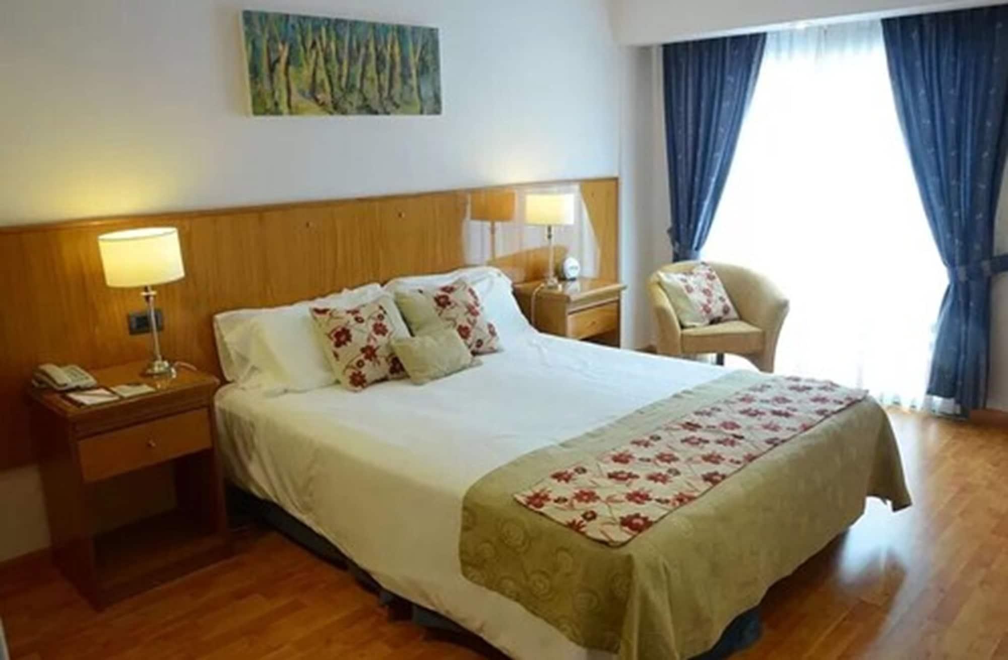 Niken Hotel Spa & Business Center Necochea Eksteriør billede