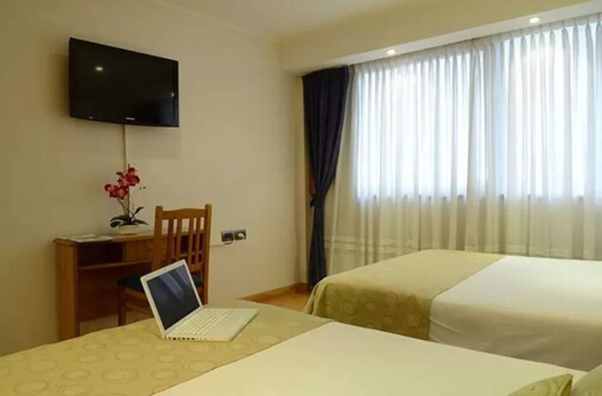 Niken Hotel Spa & Business Center Necochea Eksteriør billede