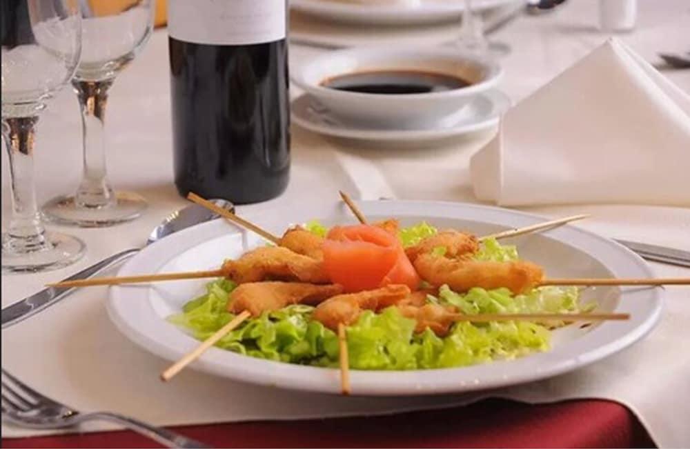 Niken Hotel Spa & Business Center Necochea Eksteriør billede