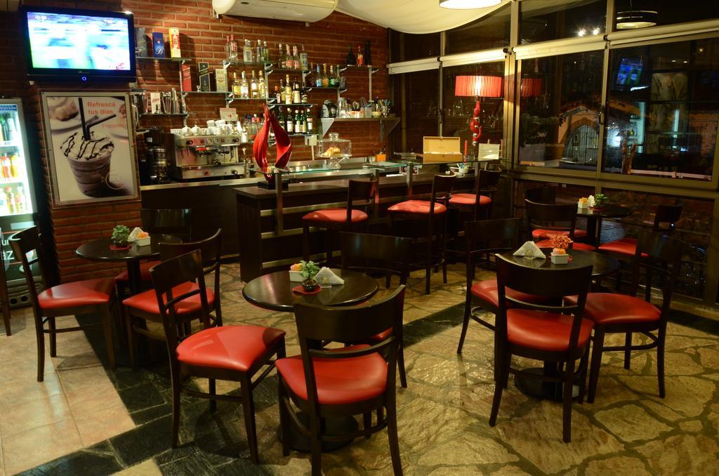 Niken Hotel Spa & Business Center Necochea Eksteriør billede
