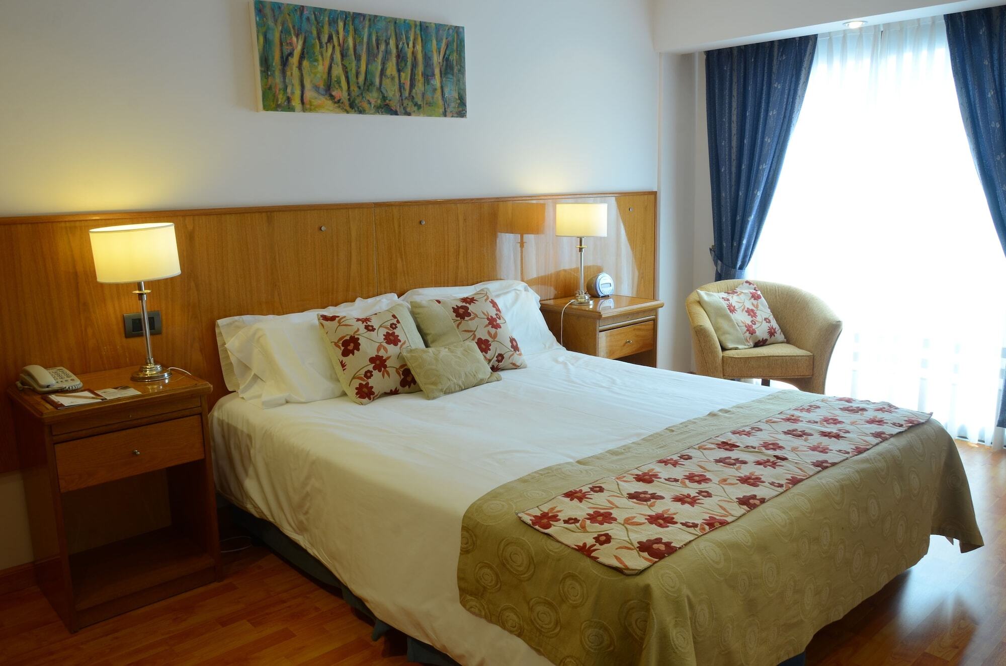 Niken Hotel Spa & Business Center Necochea Eksteriør billede